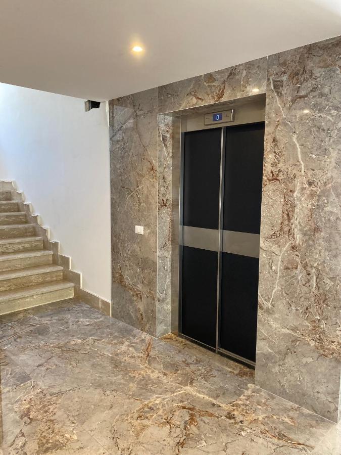 Dizeta Suite And Apartment Salerno Exterior foto